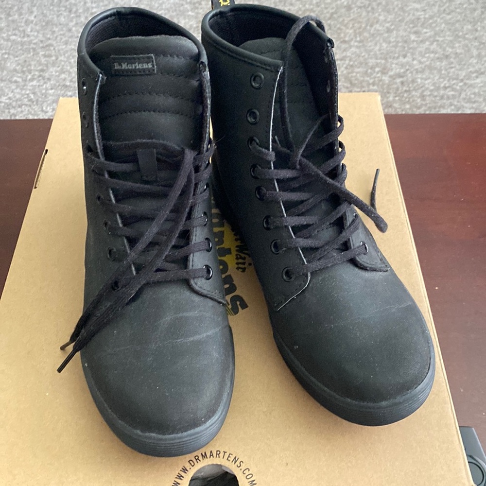 Dr Martens Sheridan Boots size 8